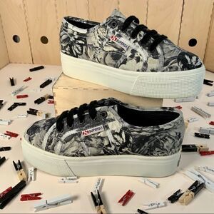 SUPERGA 2790 ANNABELLA FLORAL PLATFORM SNEAKER IN BLACK WHITE WOMEN’S SIZE EU 36